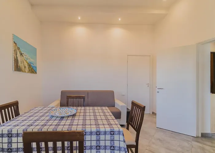 Brezza Marina A Campo Apartament *